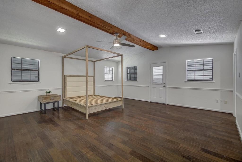 2128 59th Street - Photo 32