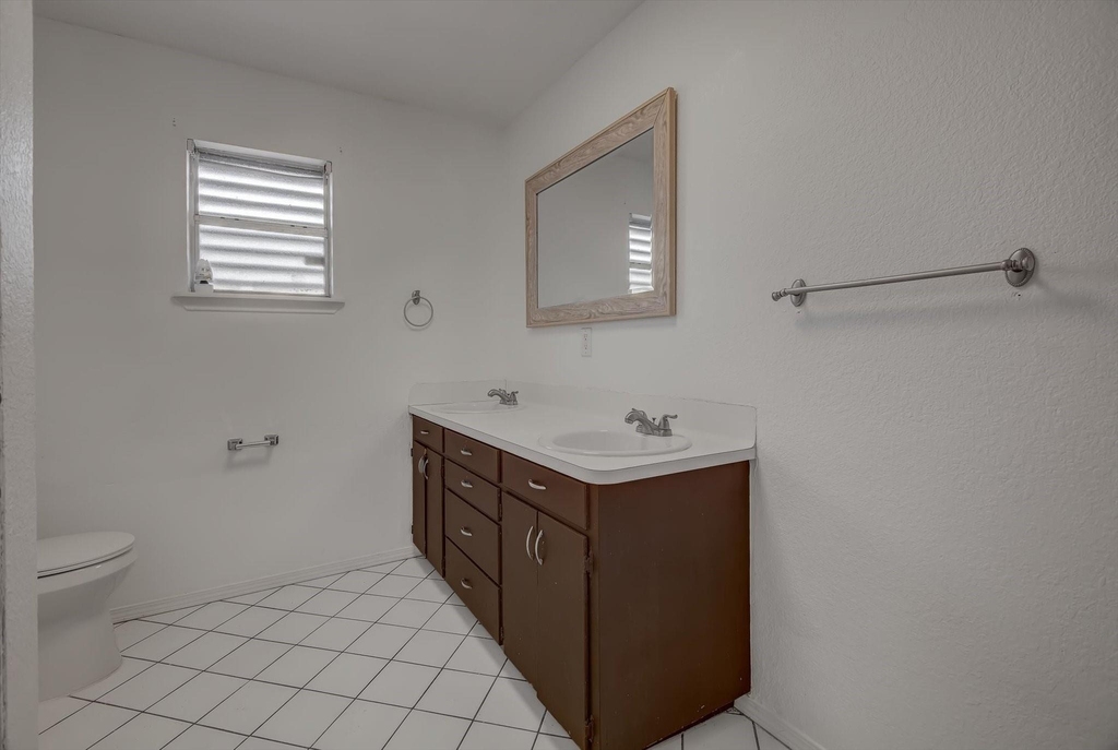 2128 59th Street - Photo 30