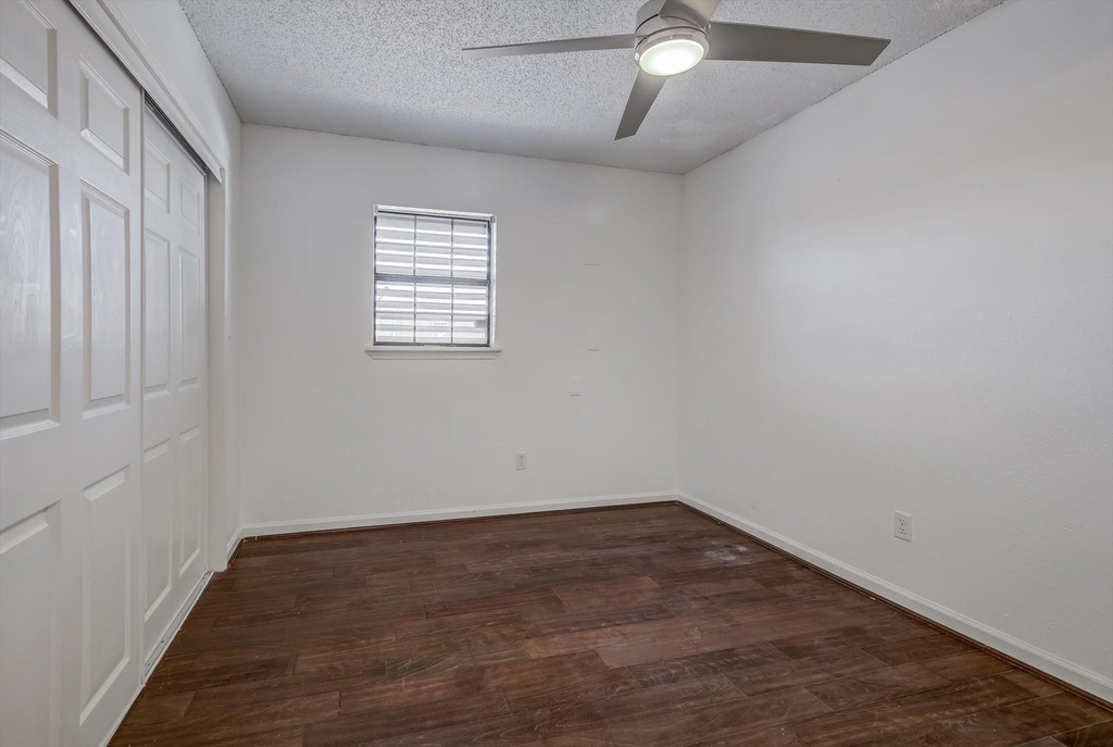2128 59th Street - Photo 28