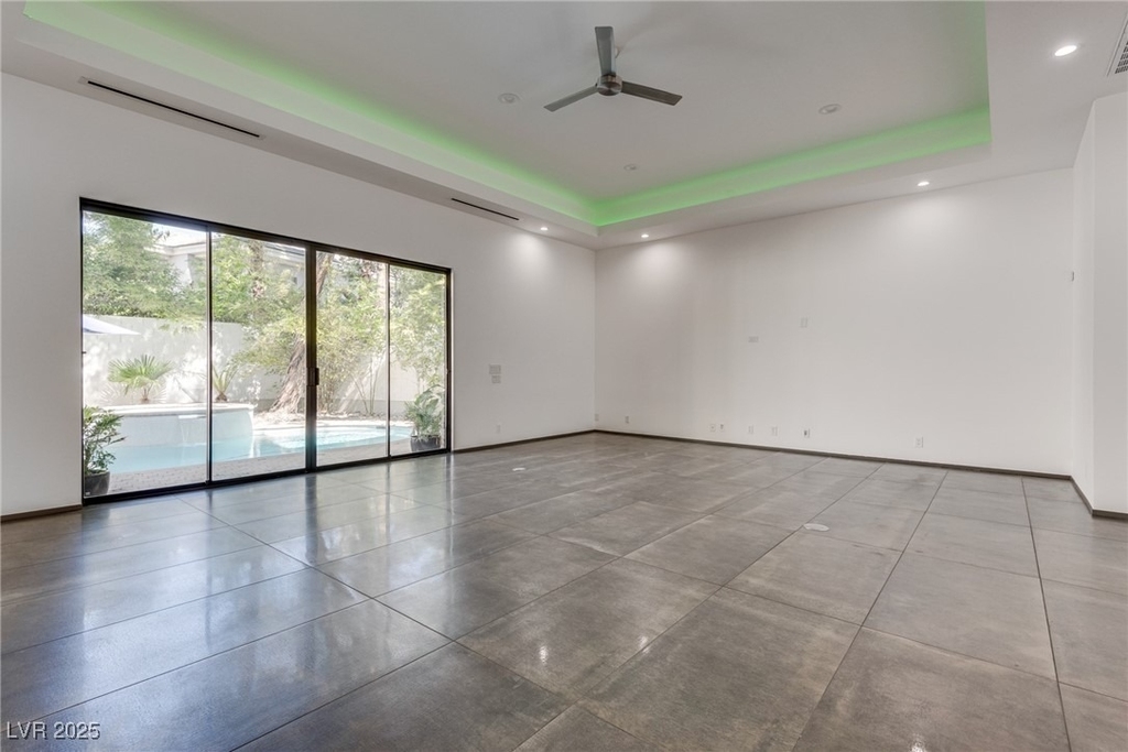628 Edgebrook Drive - Photo 6