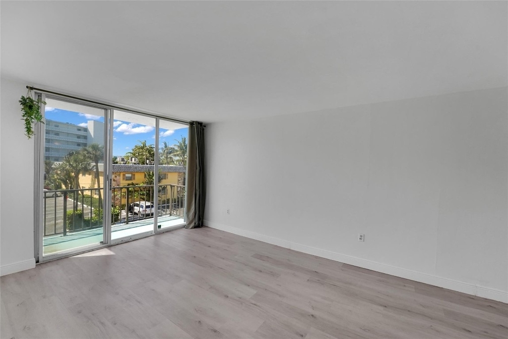 301 Croton Avenue - Photo 22