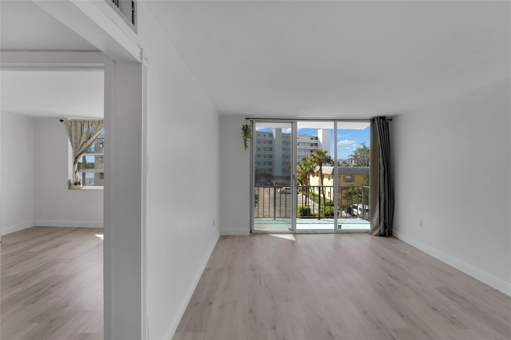 301 Croton Avenue - Photo 23