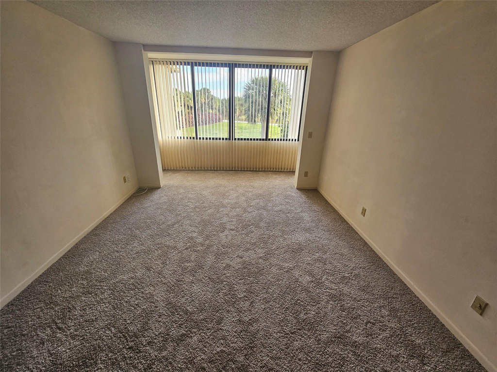 4770 Fountains Drive S - Photo 8