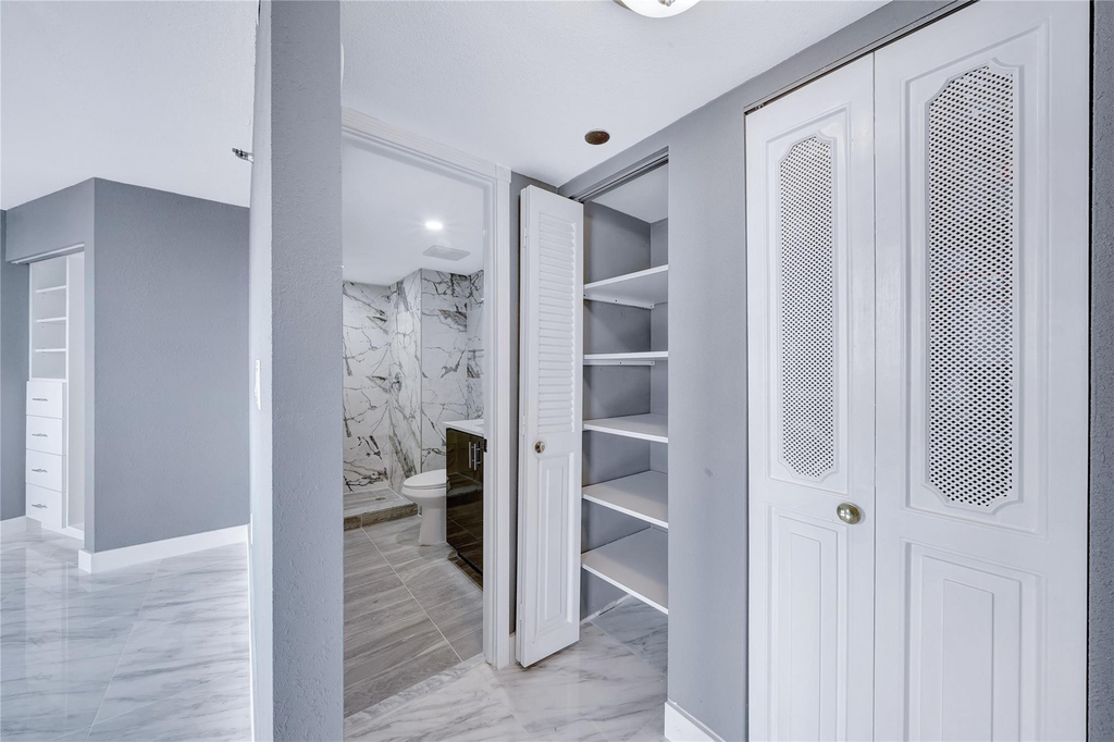 1100 Saint Charles Place - Photo 26