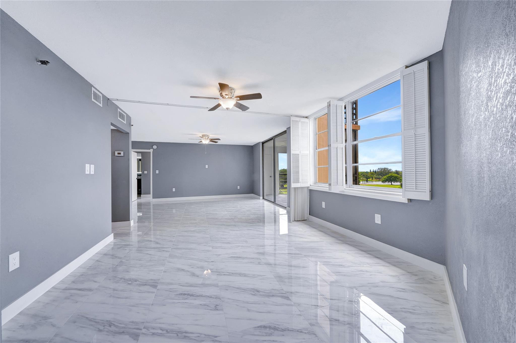1100 Saint Charles Place - Photo 25