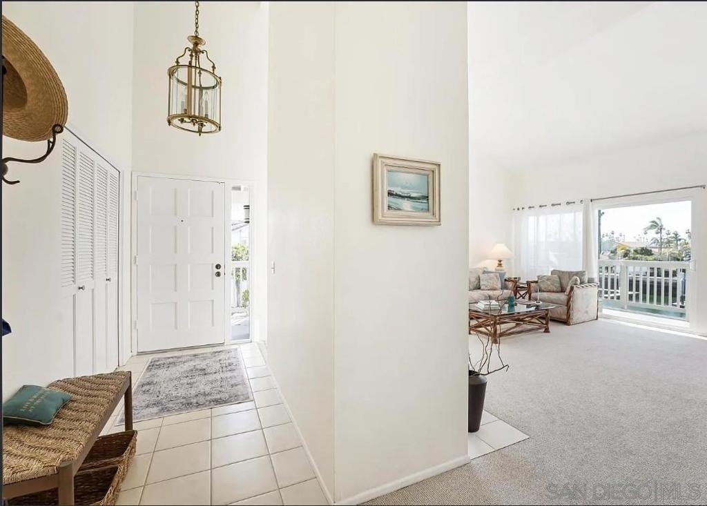 66 W Kingston Ct - Photo 2