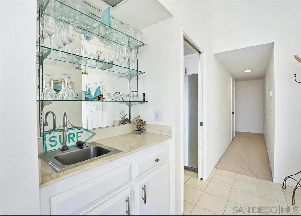 66 W Kingston Ct - Photo 4