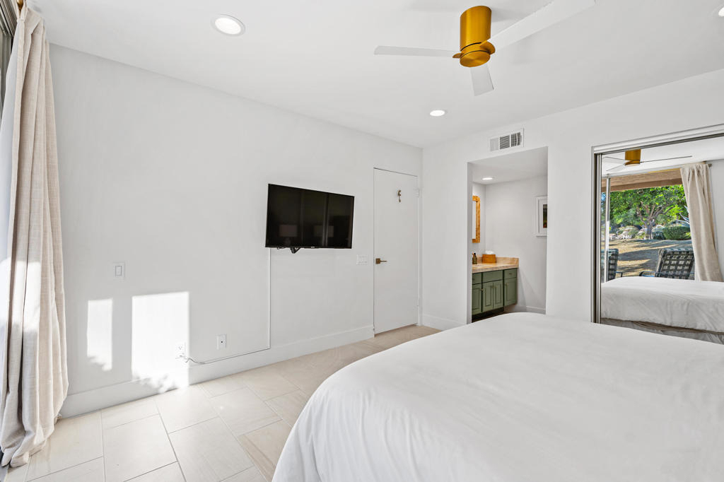 48885 Mariposa Drive - Photo 11