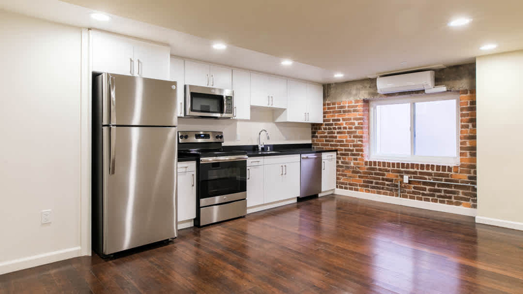 1455 4th St - Photo 8