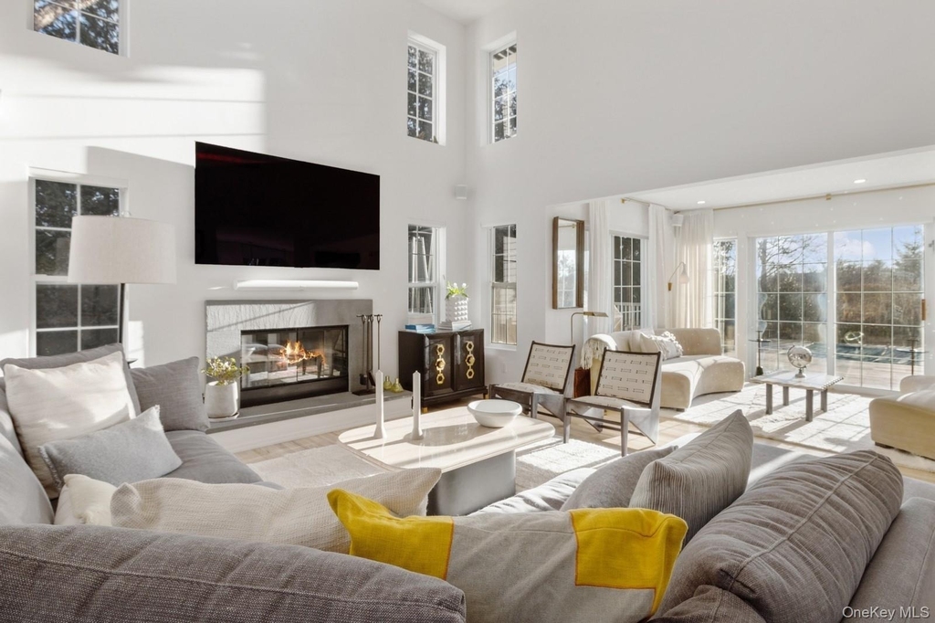 62 Sea Farm Lane - Photo 1