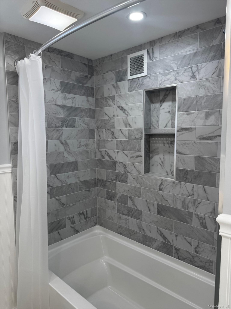 8064 Albany Post Road - Photo 4