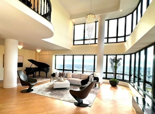 530 E 76th Street - Photo 5