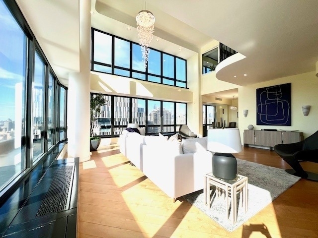 530 E 76th Street - Photo 3