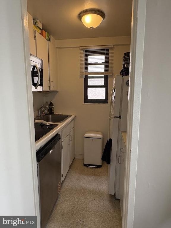 2141 I Street Nw - Photo 4