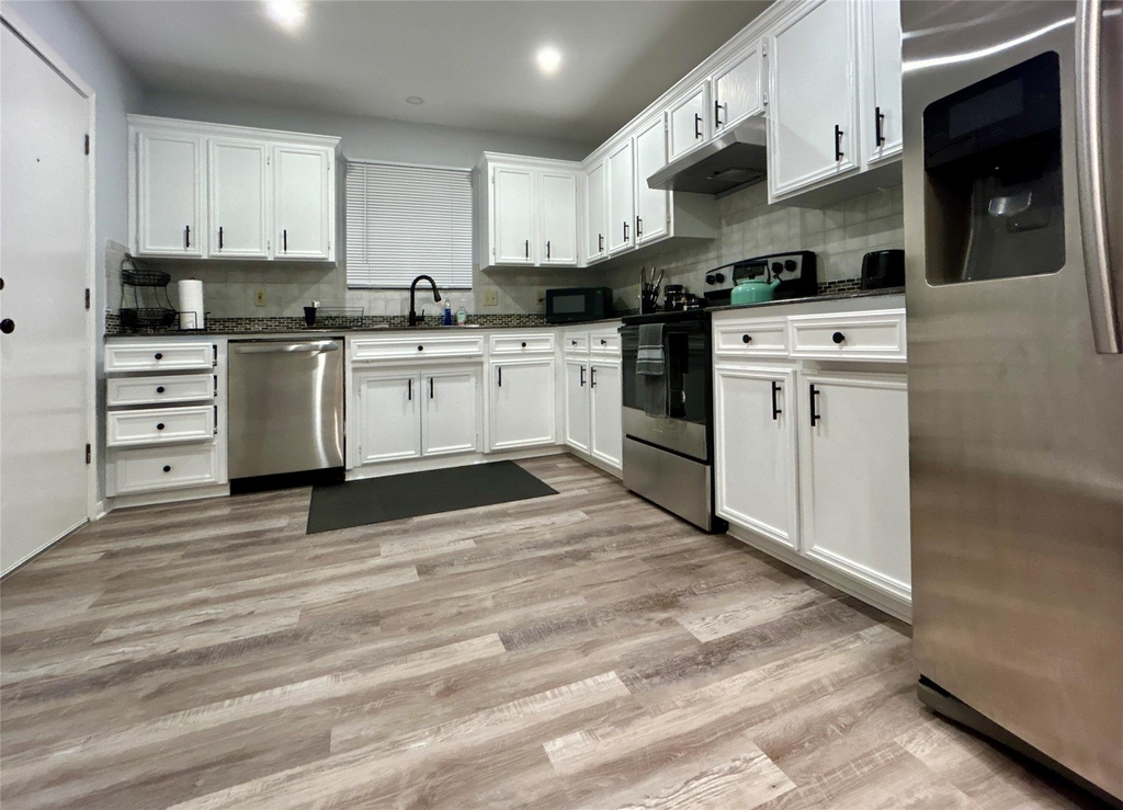 1701 Lynx Cir - Photo 12
