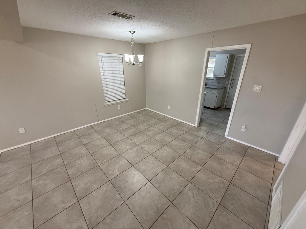 107 Owen Cir - Photo 3