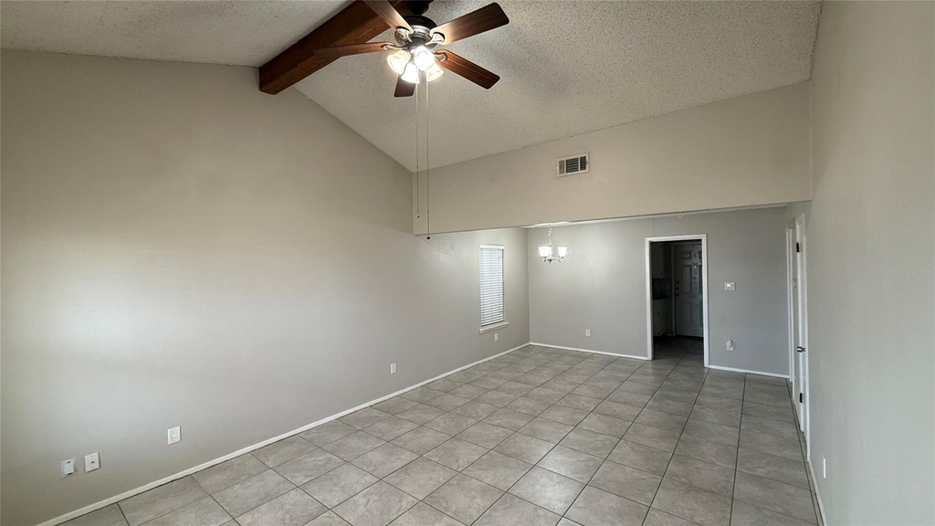 107 Owen Cir - Photo 2