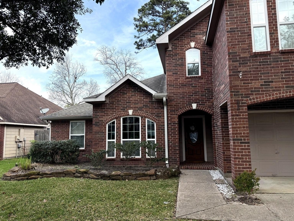 1927 Enchanted Park Drive - Photo 3