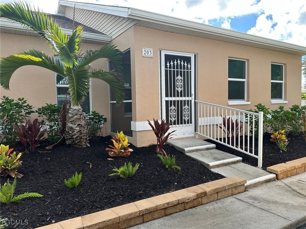 16821 Sanibel Sunset Court - Photo 0