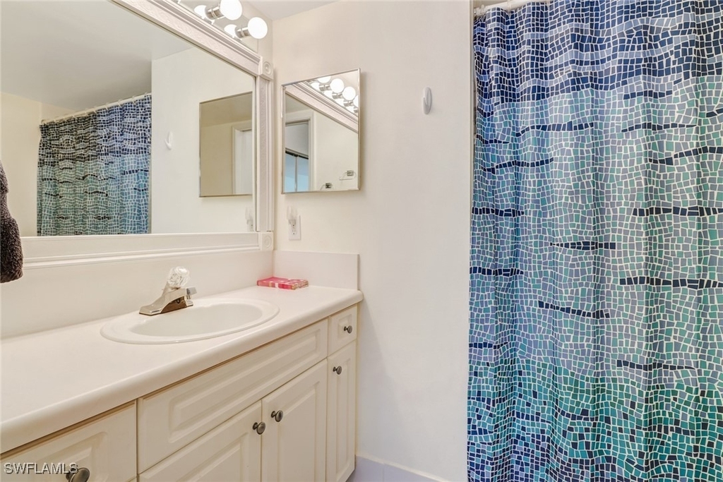 1190 Wildwood Lakes Boulevard - Photo 17
