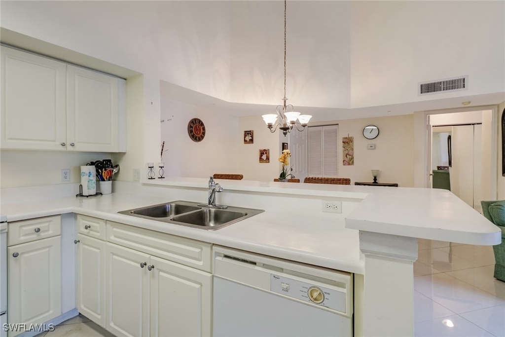1190 Wildwood Lakes Boulevard - Photo 9
