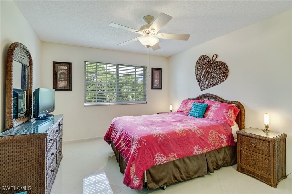 1190 Wildwood Lakes Boulevard - Photo 11