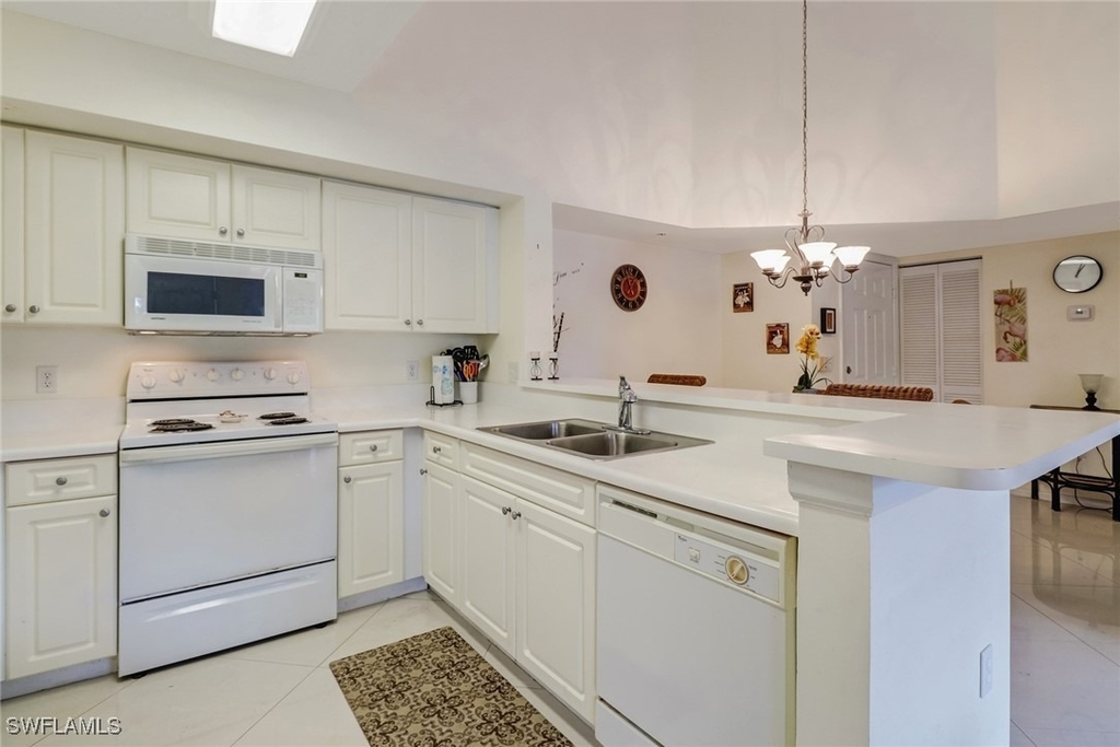 1190 Wildwood Lakes Boulevard - Photo 8