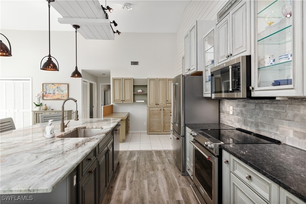 141 Bristol Lane - Photo 6