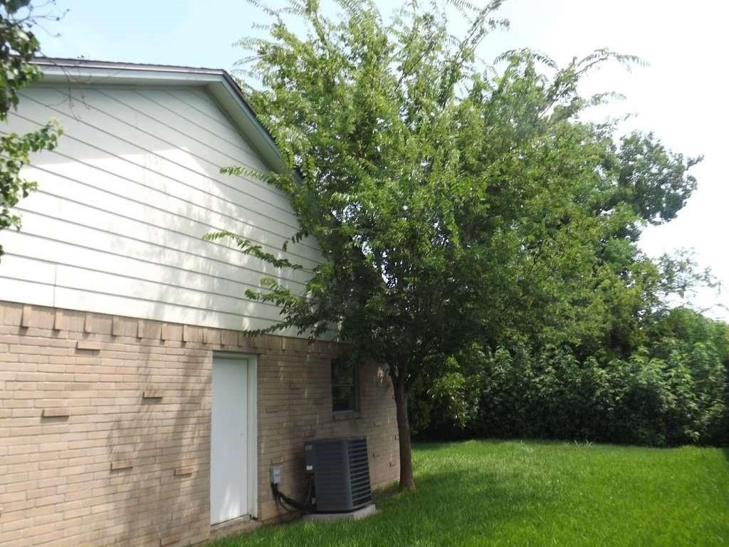 501 S Holmes Street - Photo 3