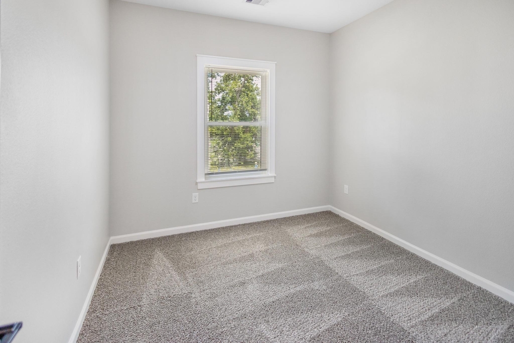 5036 Mallow Street - Photo 32