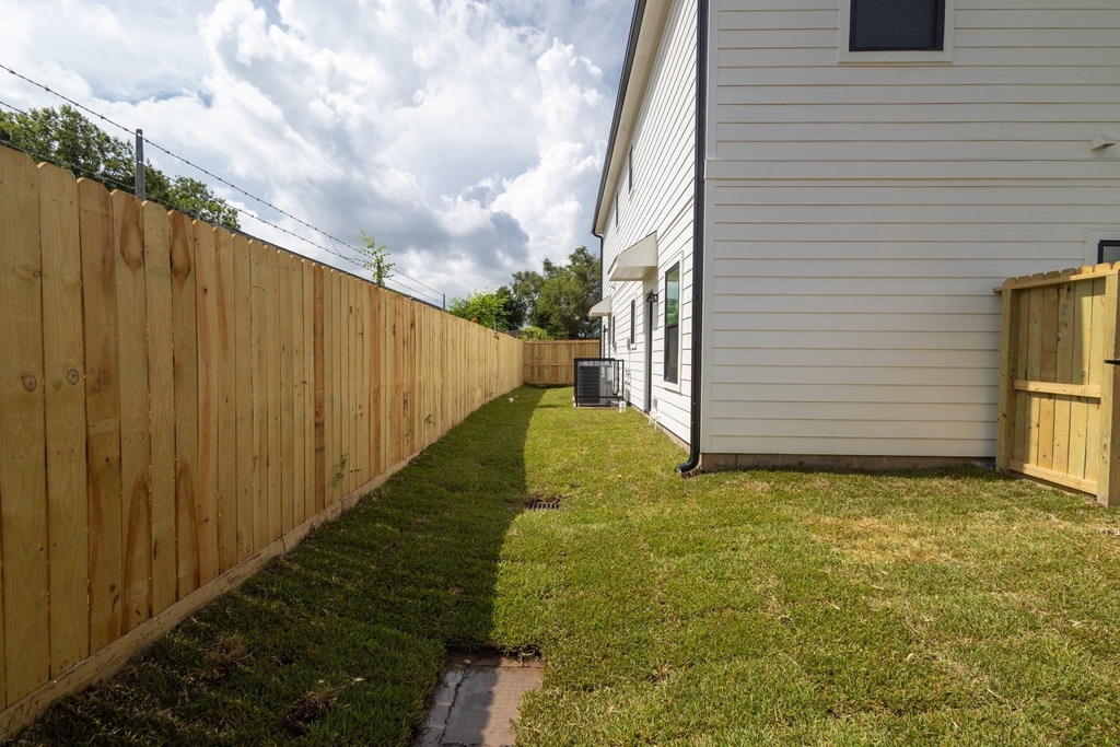 5036 Mallow Street - Photo 34