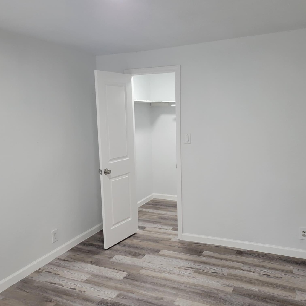 4525 Weaver - Photo 16