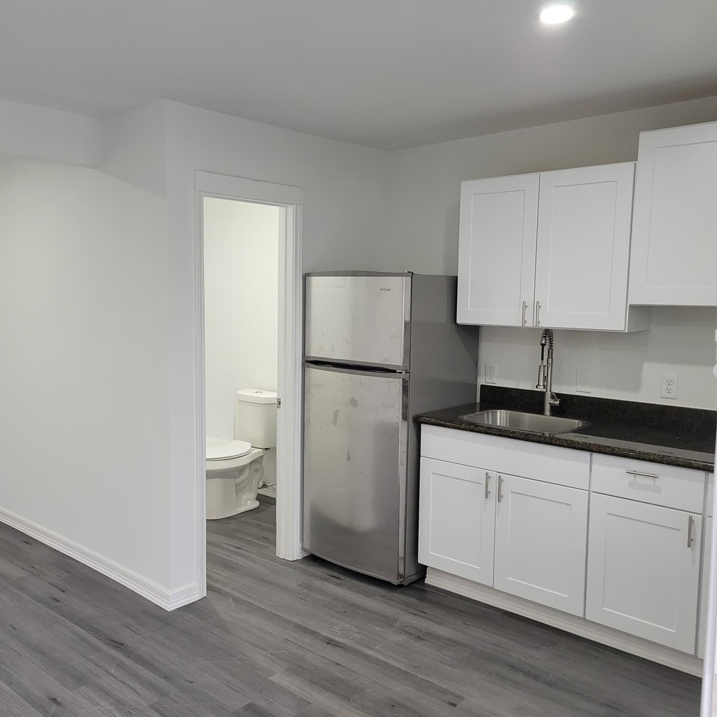 4312 Crane - Photo 6