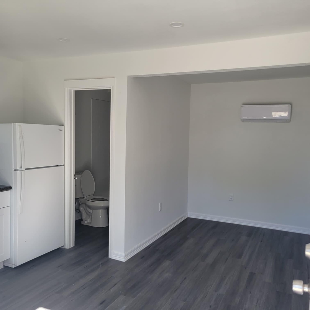 4312 Crane - Photo 2