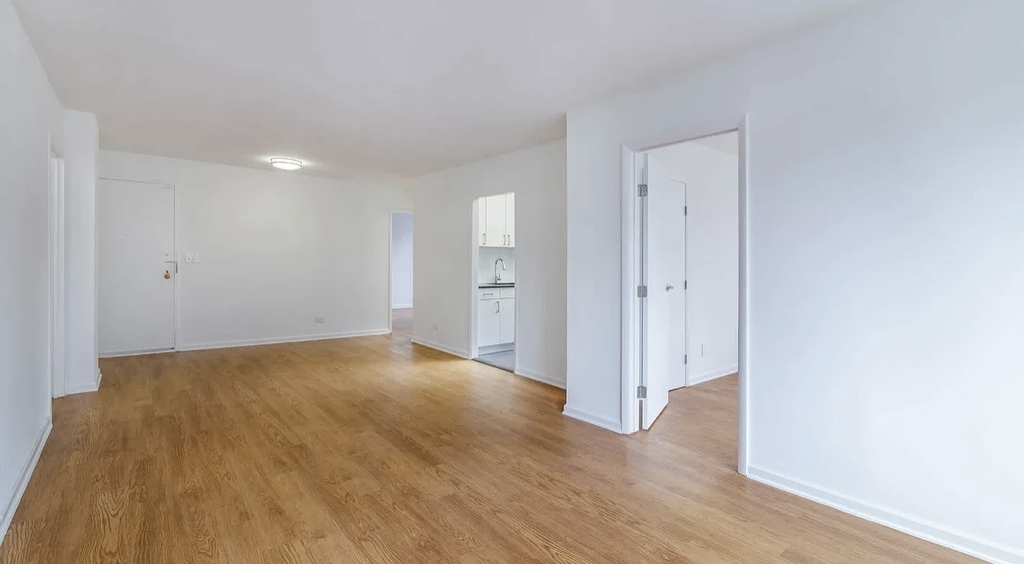 240 East 27th Street, Unit 26b - Photo 7