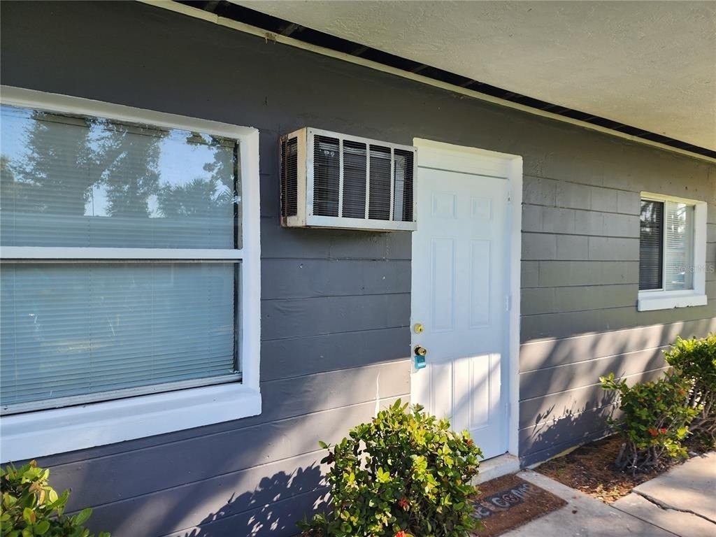 2219 Highland Street - Photo 0