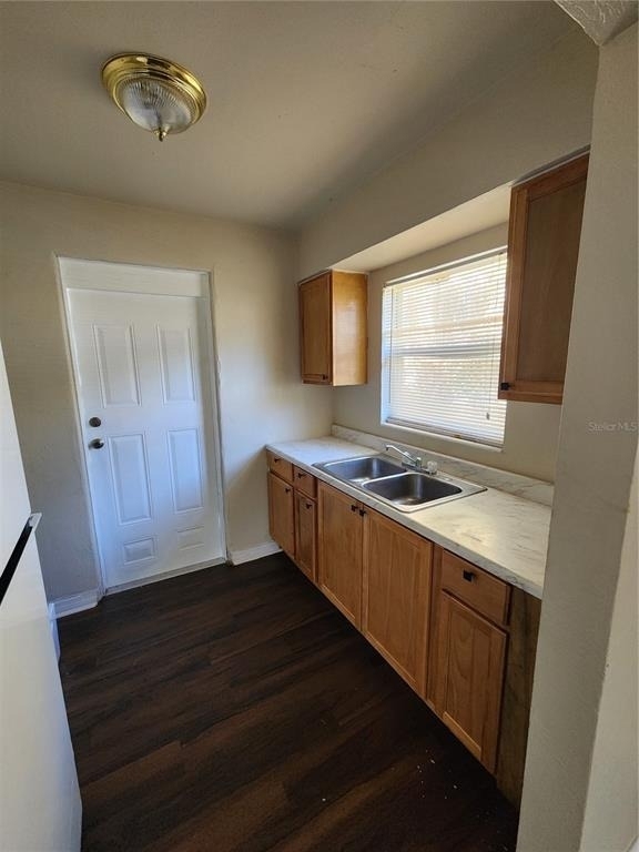 2219 Highland Street - Photo 2