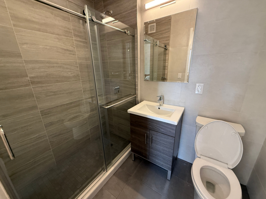 West 48th Street - Photo 7