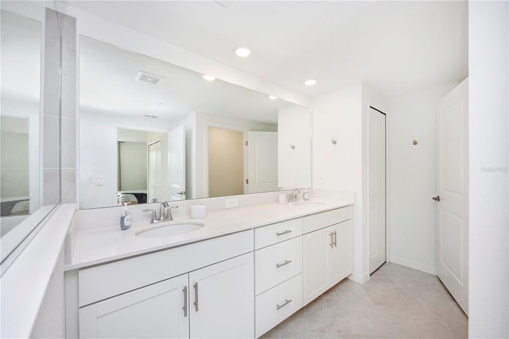 17640 Boracay Court - Photo 29