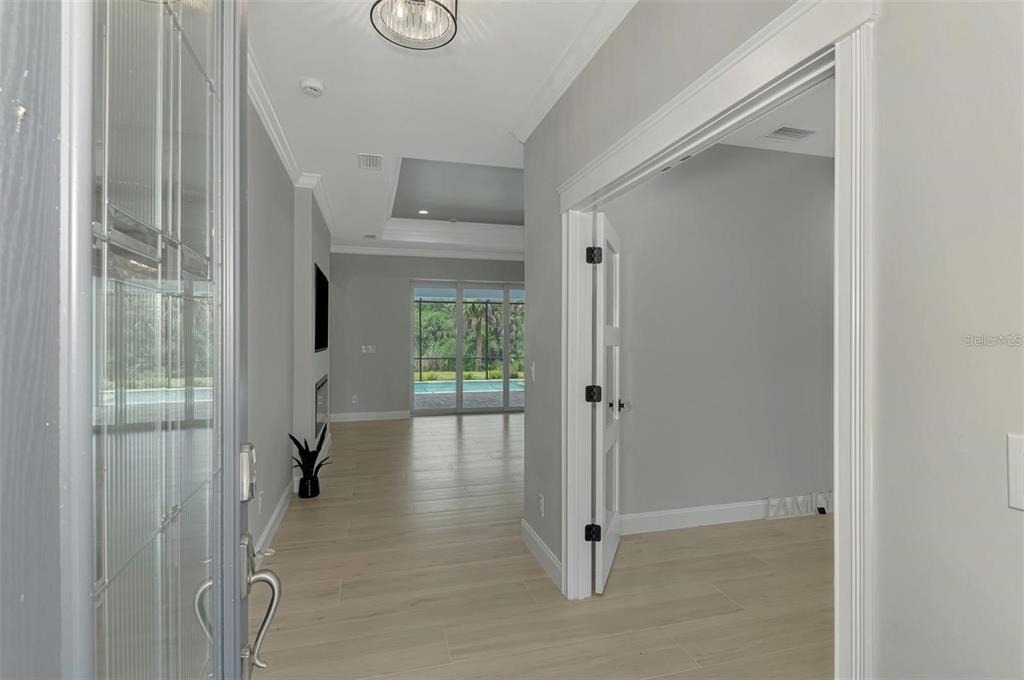 2129 Lorraine Drive - Photo 5