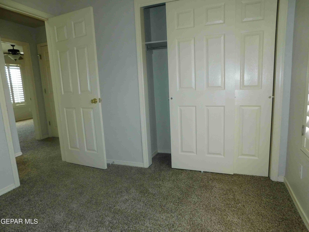 10021 Railroad Drive - Photo 13