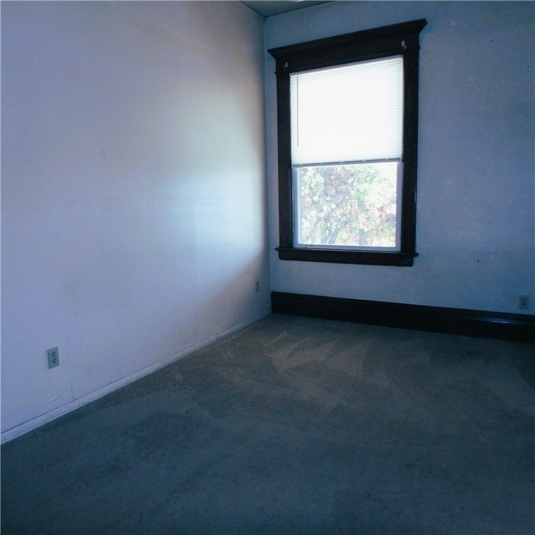 360 Duncan Ave - Photo 8