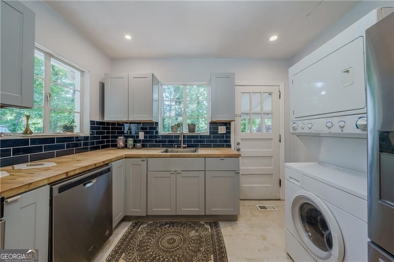 1920 W Forrest Avenue - Photo 12