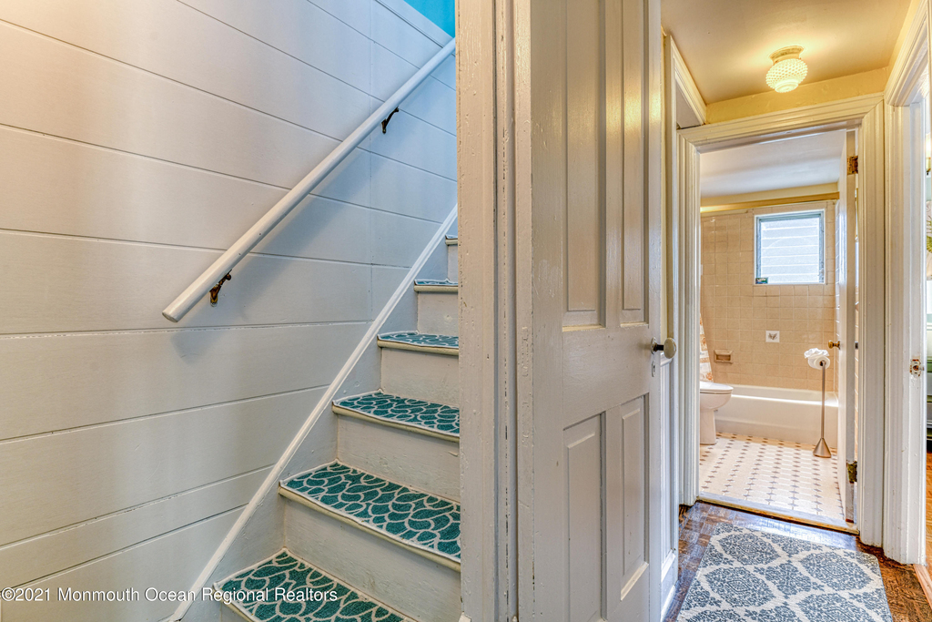 87 Embury Avenue - Photo 25