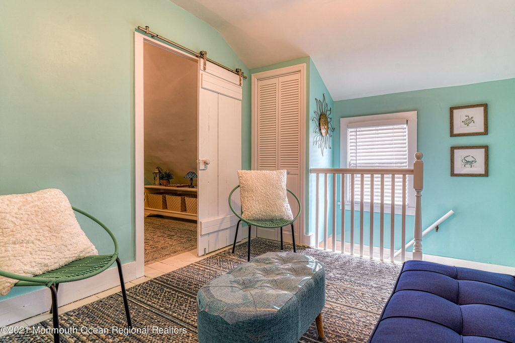 87 Embury Avenue - Photo 26