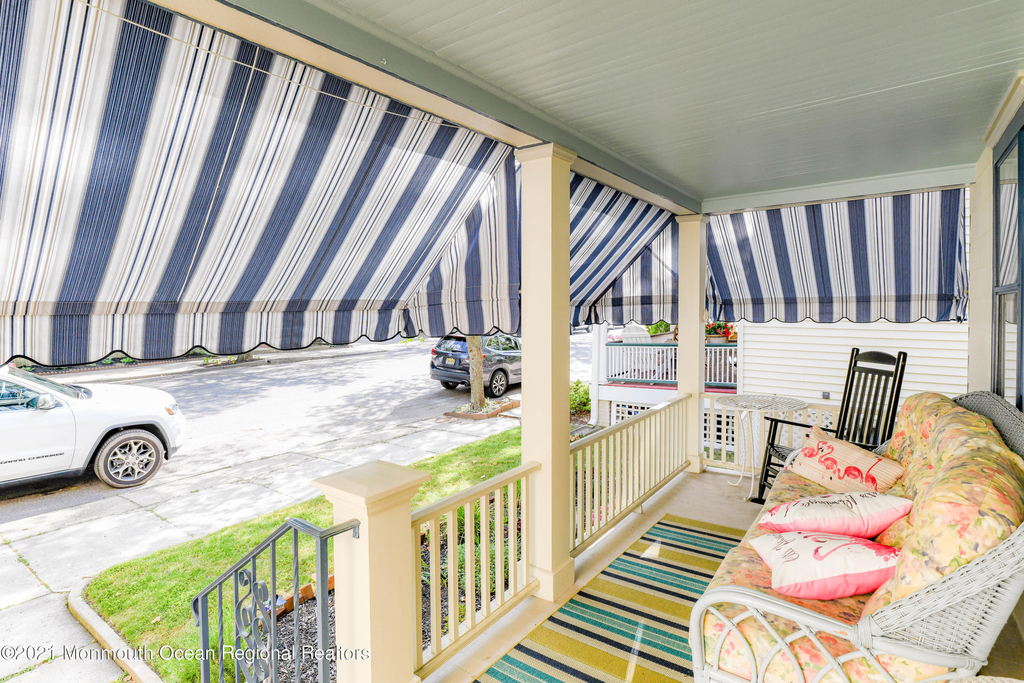 87 Embury Avenue - Photo 3