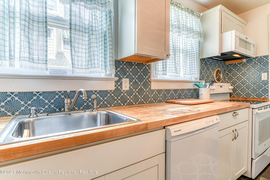87 Embury Avenue - Photo 12