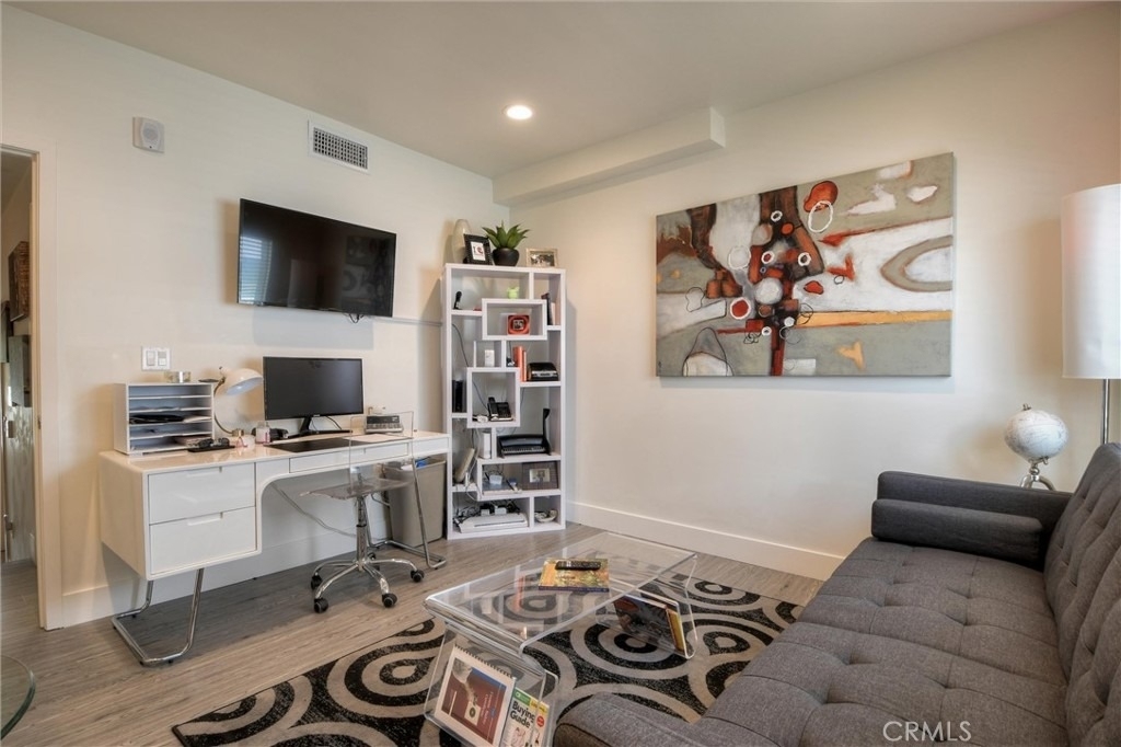 4461 Tujunga Avenue - Photo 11