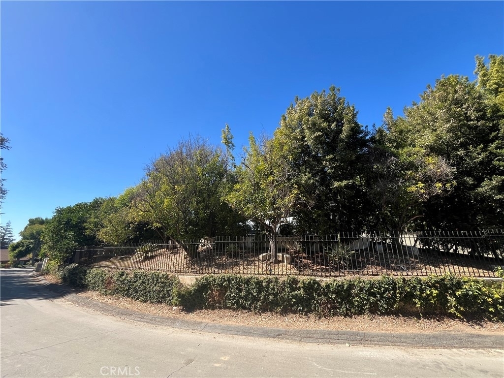 9625 Oak Pass Road - Photo 25