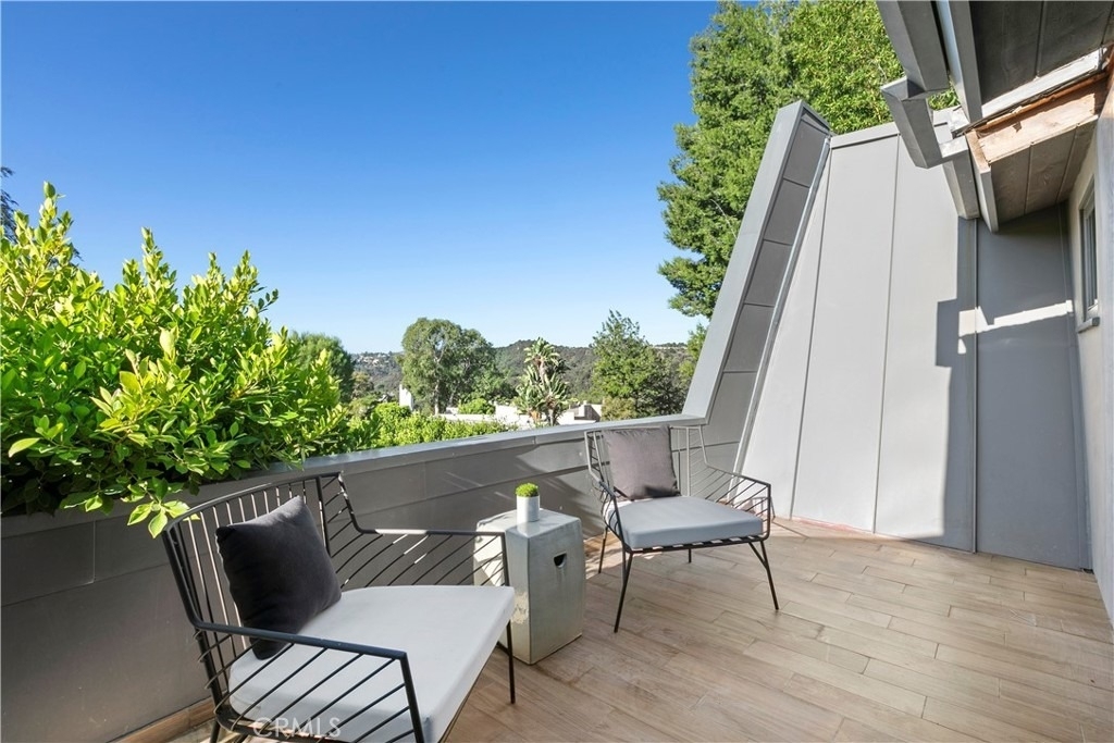 9625 Oak Pass Road - Photo 16